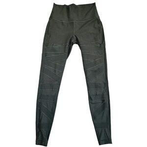 Lululemon High Times Mesh Tech Pants Olive Green‎ Medium size 8